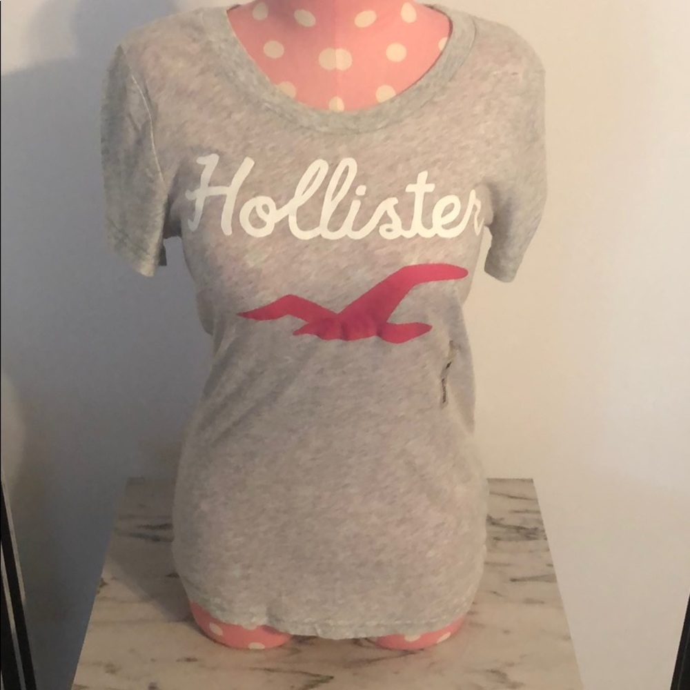 NEW Hollister T-shirt gray size medium